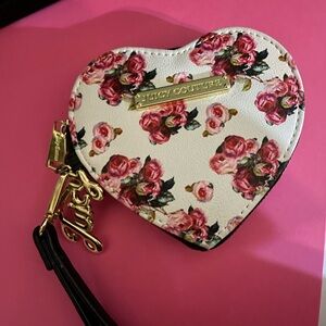 Juicy Couture White Floral Heart Card Holder with Gold Charm